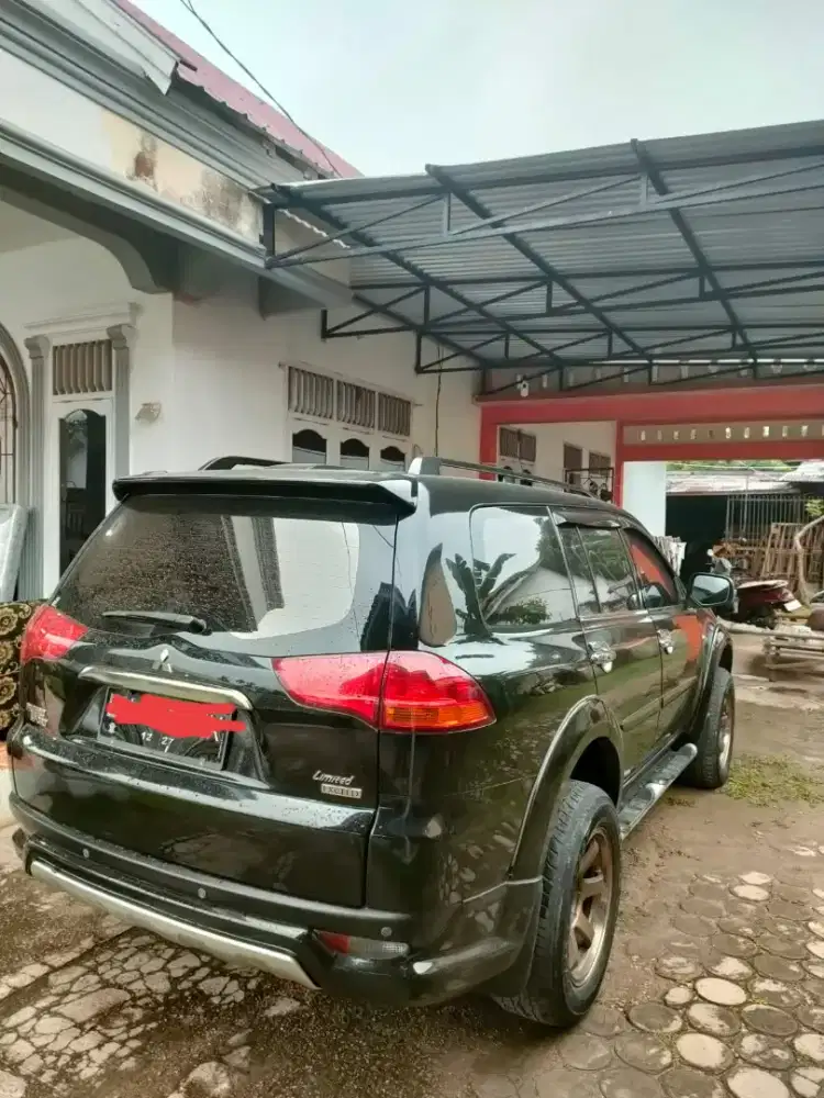 Pajero sport exceed limited