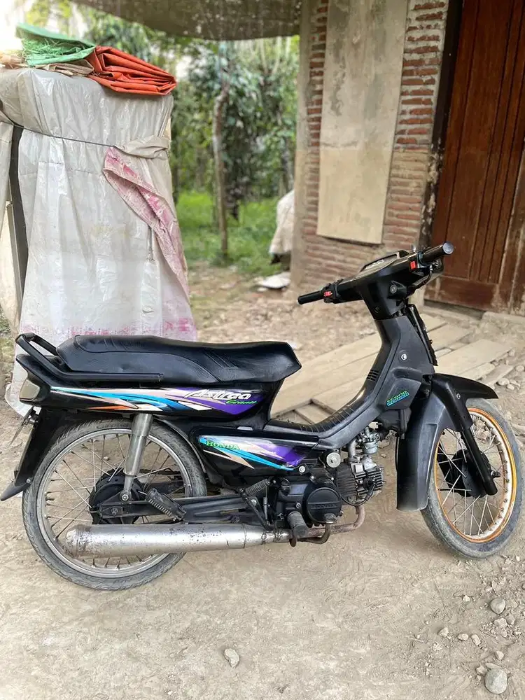 Honda Astrea Grand