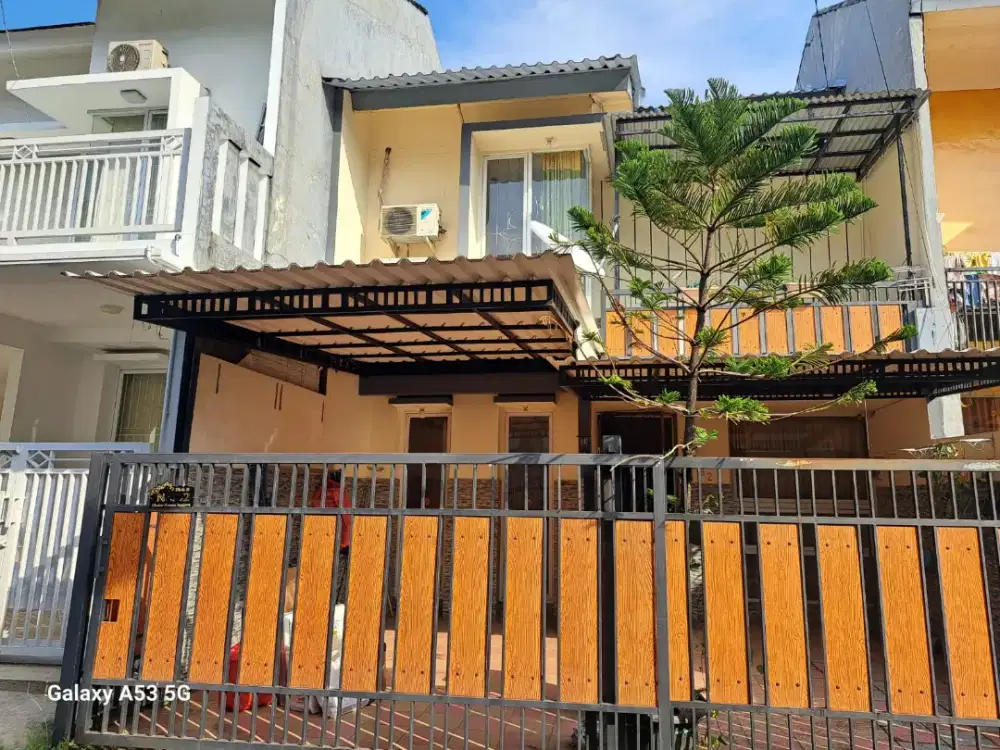 Diewakan Rumah Cantik Pesona Anggrek Pamulang
