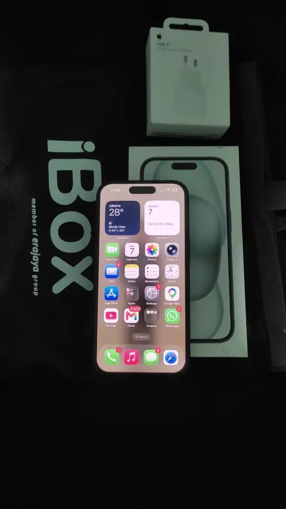 iPhone 15 Basic Black 128GB