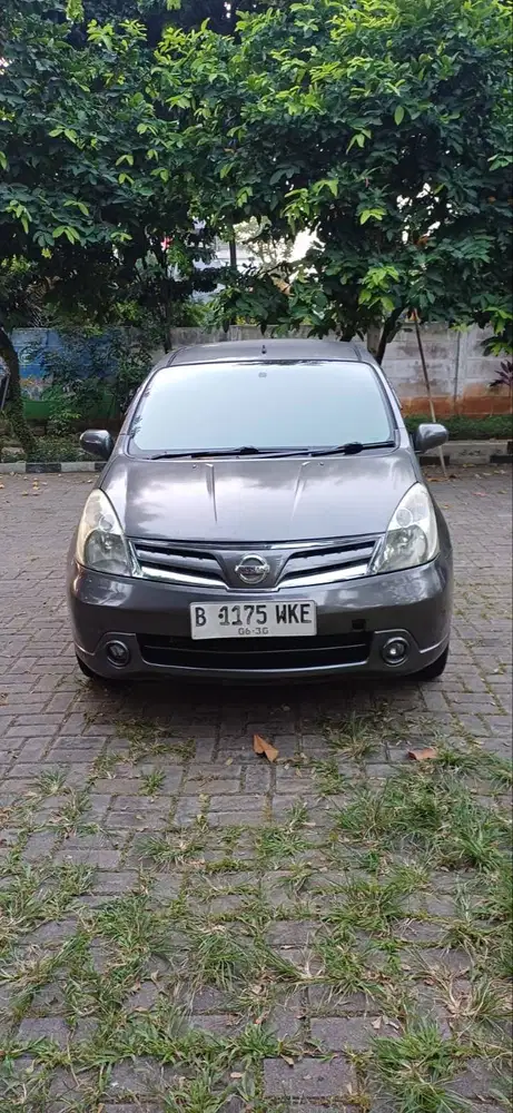 Di Jual Nissan Grand Livina SV
