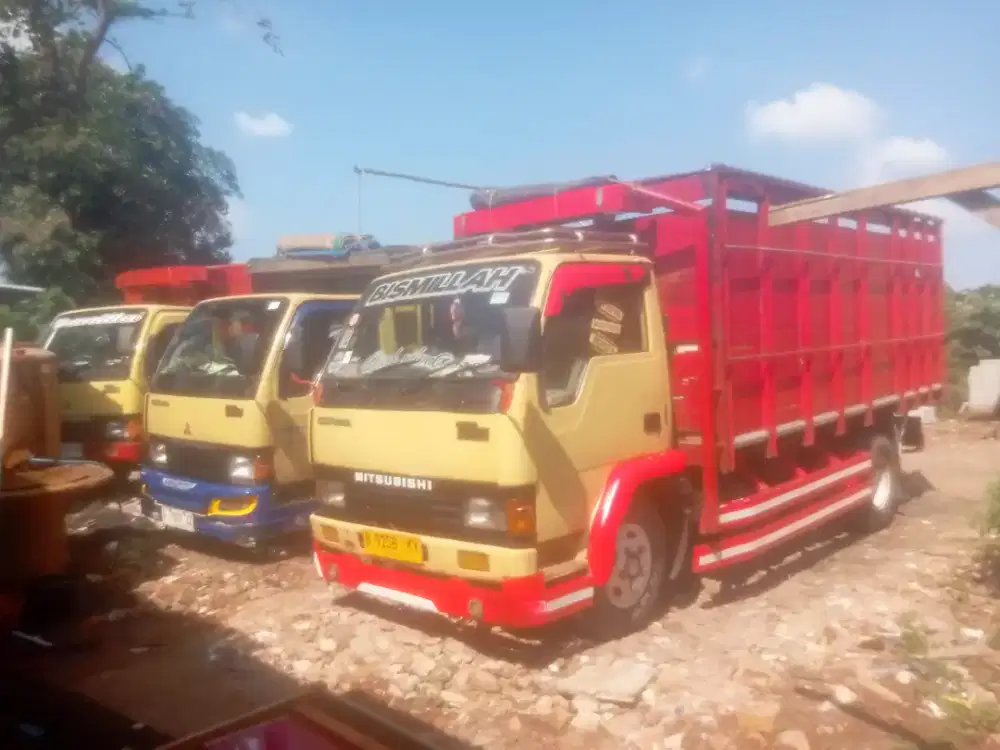 Jasa dan rental truk pindahan