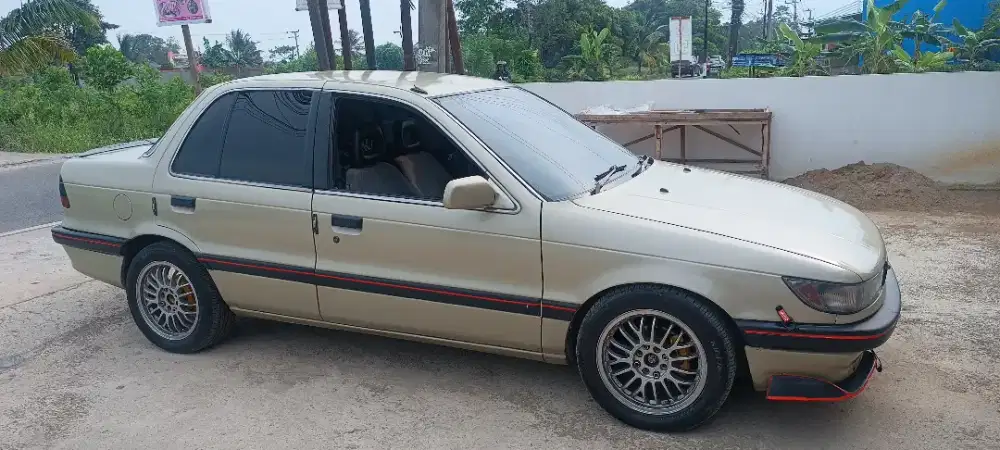 mitsubishi lancer lagi perlu uang