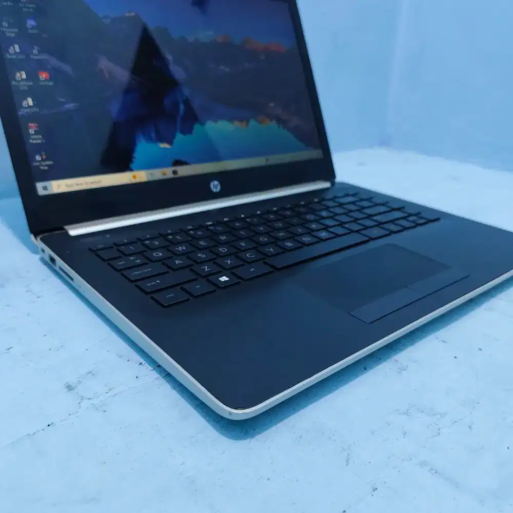 Laptop HP Slim Ram 4GB Siap pakai Win 10 [ Bisa Diantar Kerumah ]