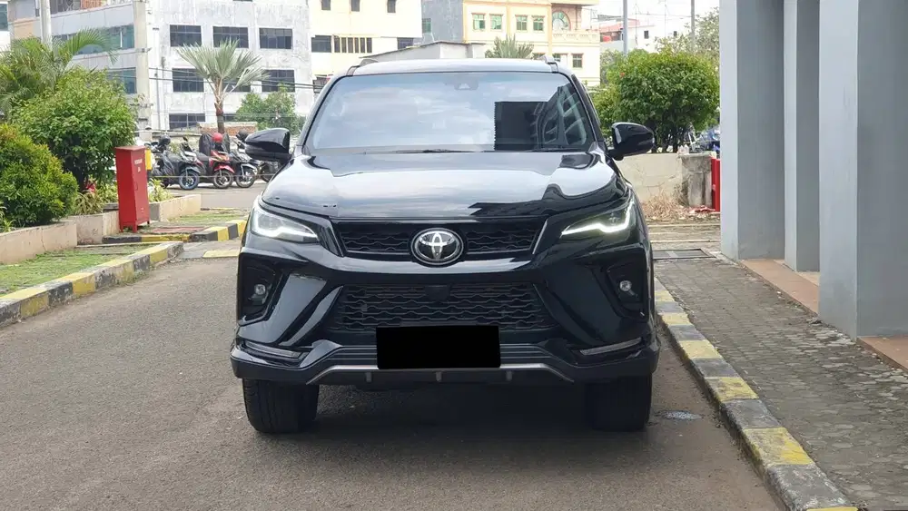 Toyota Fortuner Legender 2.8 VRZ TSS GR Sport Diesel 2026 Like New Low