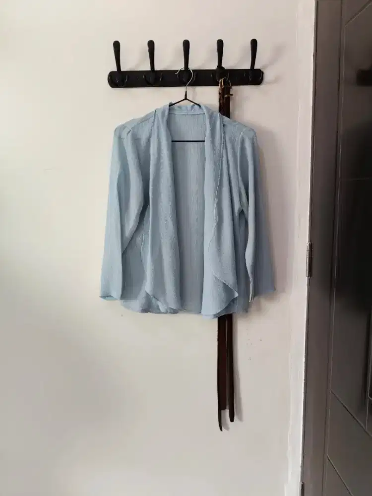Outer Biru Muda