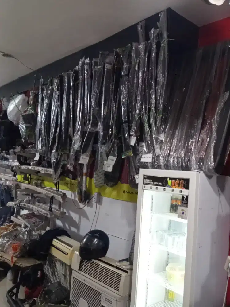 Teknisi variasi mobil