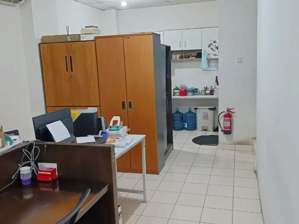 DIJUAL RUKO GOLDEN BOULEVARD Hadap Selatan