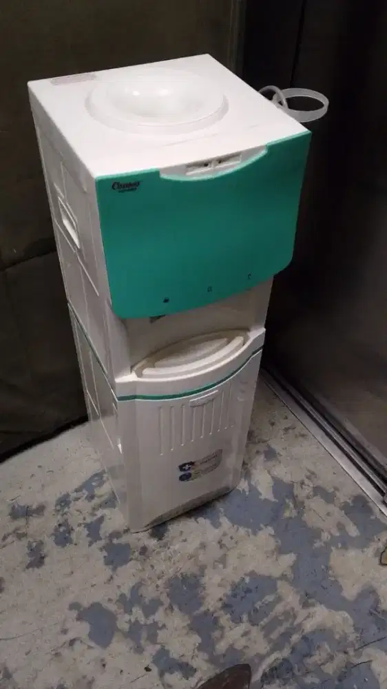 Dispenser cosmos