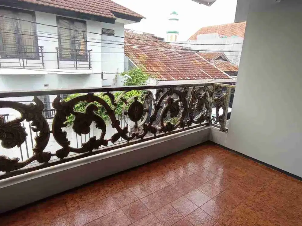 disewakan rumah 1,5 lantai di kayuputih jakarta timur