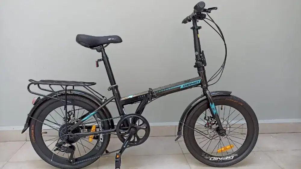 Dijual sepeda lipat genio 20 inch mulus terawat jarang pakai ban tebal