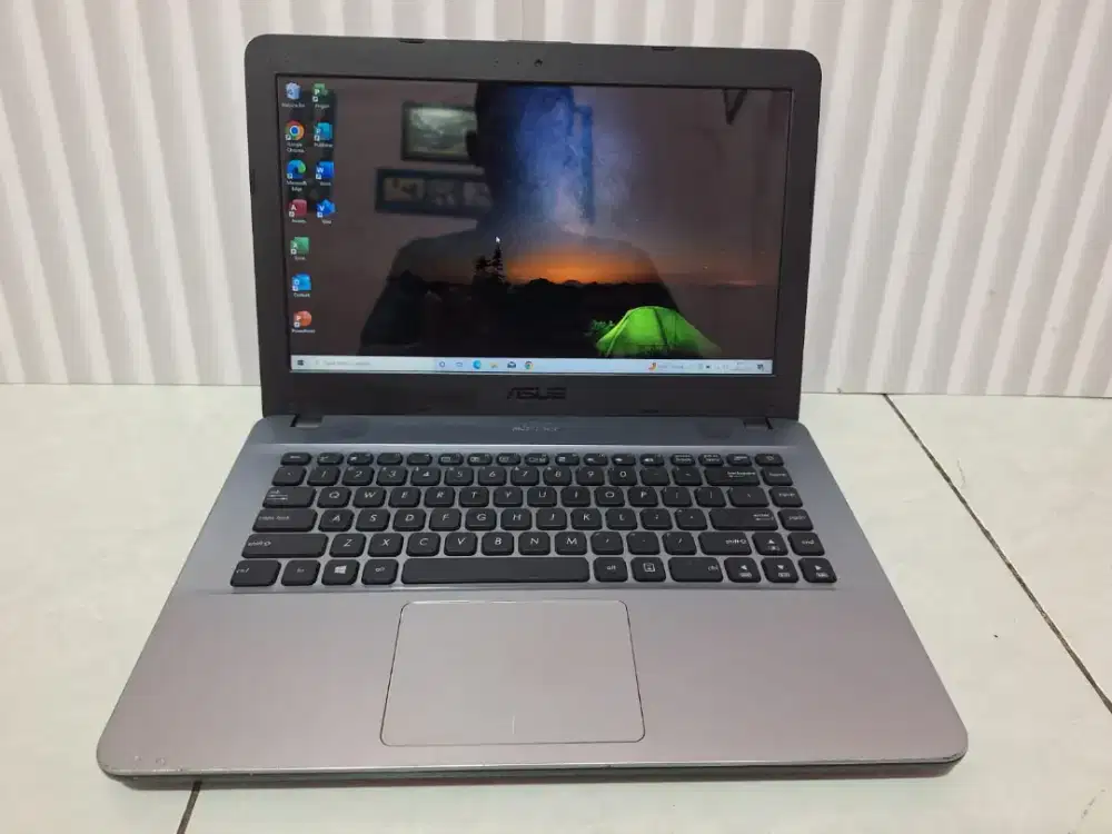 Laptop Asus x441b