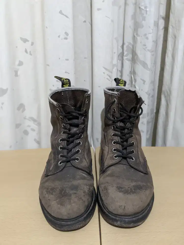 Dr. Marten Suede size 42