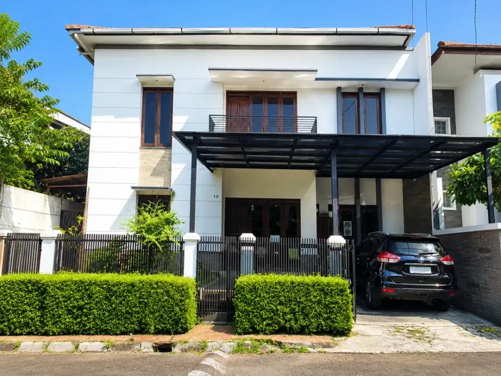 Rumah Bagus Di Gegerkalong dekat Sarijadi Bandung