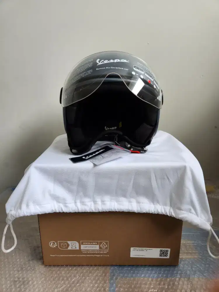 Helm Vespa Officina 8 Original