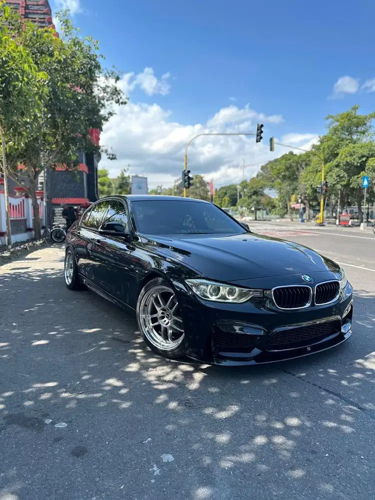 BMW F30 320i Tahun 2014 Full Mods & Refreshment