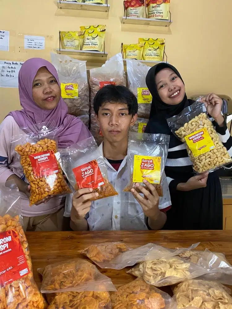 Dicari host live makanan