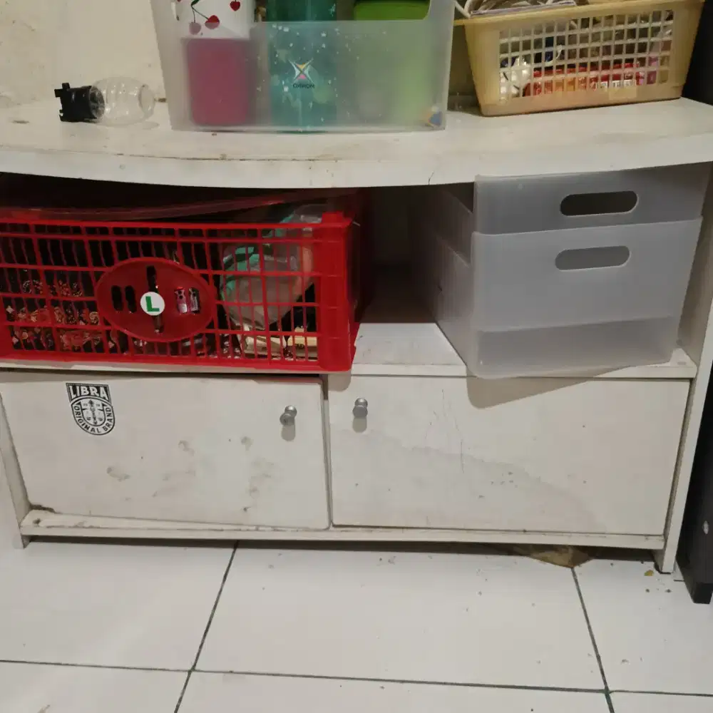 Rak serbaguna bisa Rak tv
