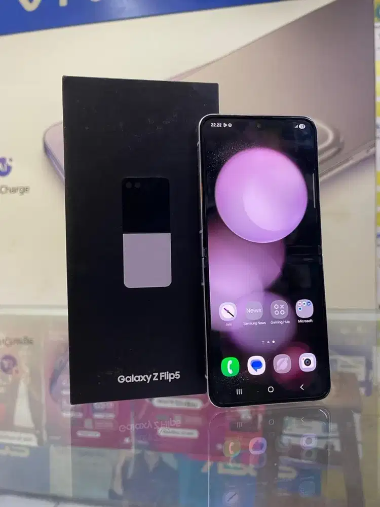 SAMSUNG Z FLIP 5 8/256GB FULLSET MULUS NO MINUS