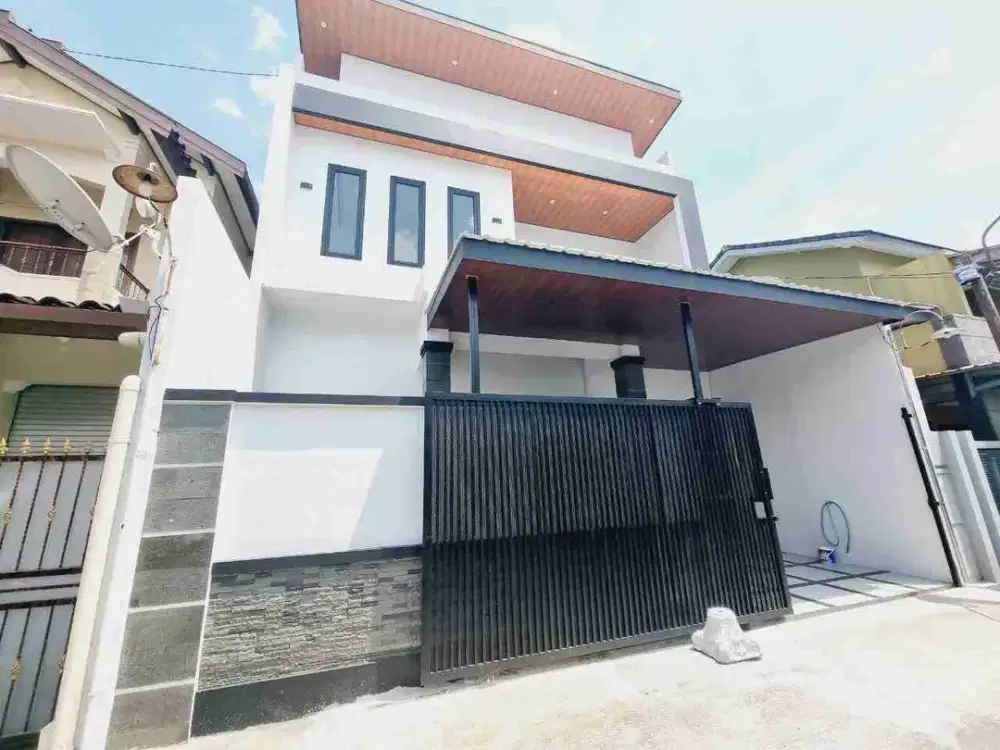 Rumah Mewah Cantik Siap Huni di Fajar Indah Solo