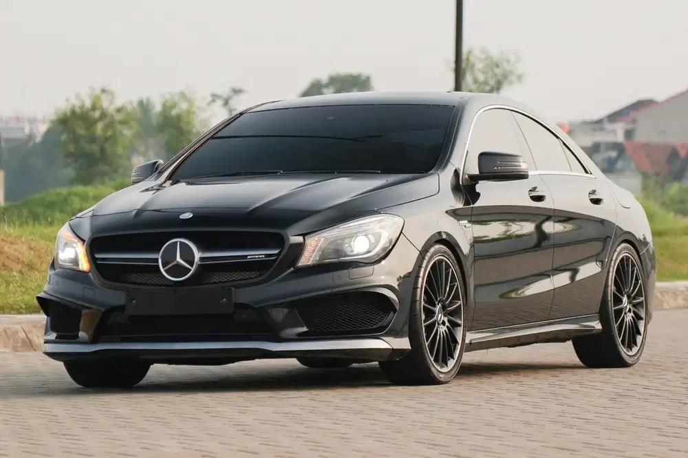 Sport Car Killer! Mercedes CLA45 AMG Panoramic 4Matic 2015 cla200 330i