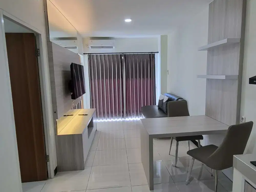 Disewakan Apartemen Puncak Bukit Golf Tower A LT33 Full Furnish View Pool Dekat Pakuwon Mall Surabaya Barat