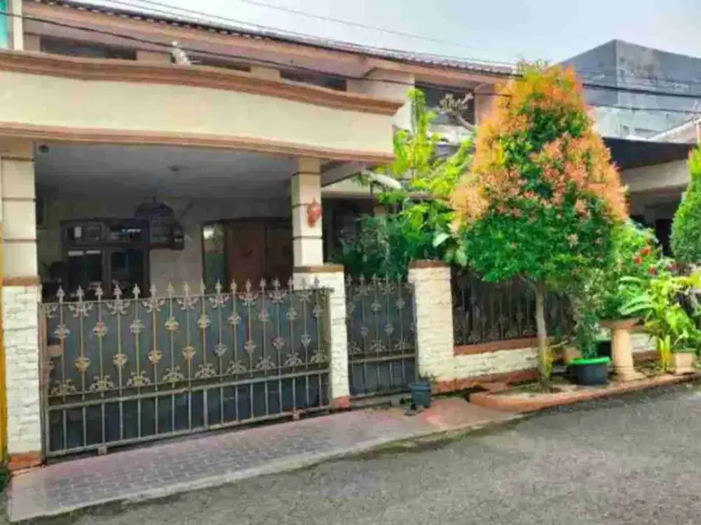 RUMAH MEWAH DI PULOGEBANG PERMAI