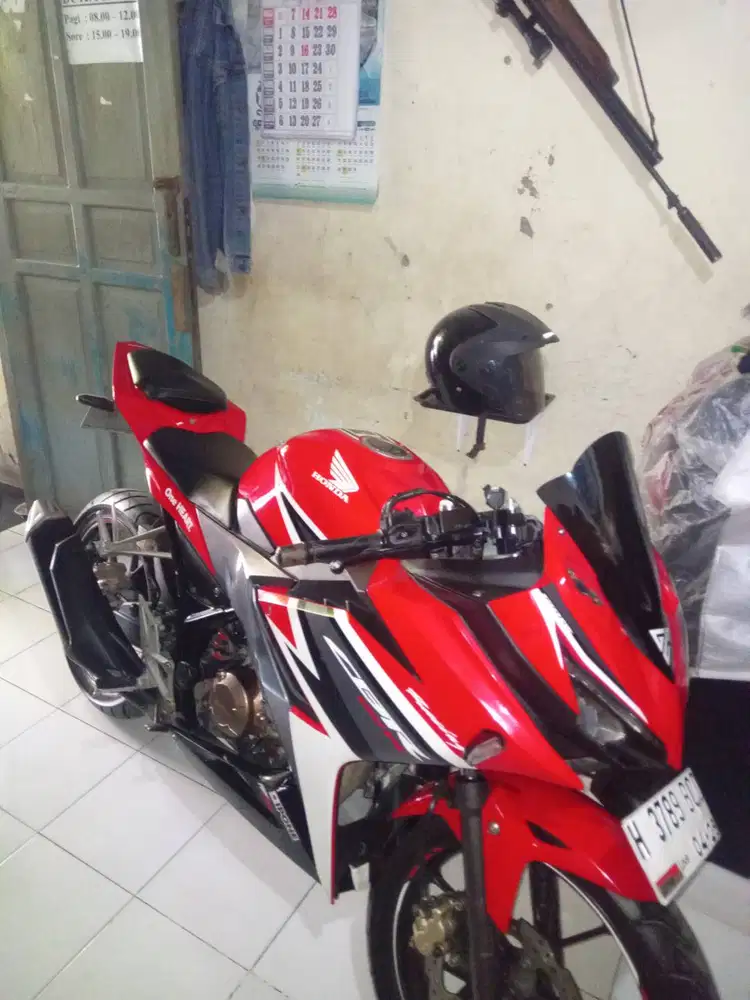 JUAL CBR150R 2019