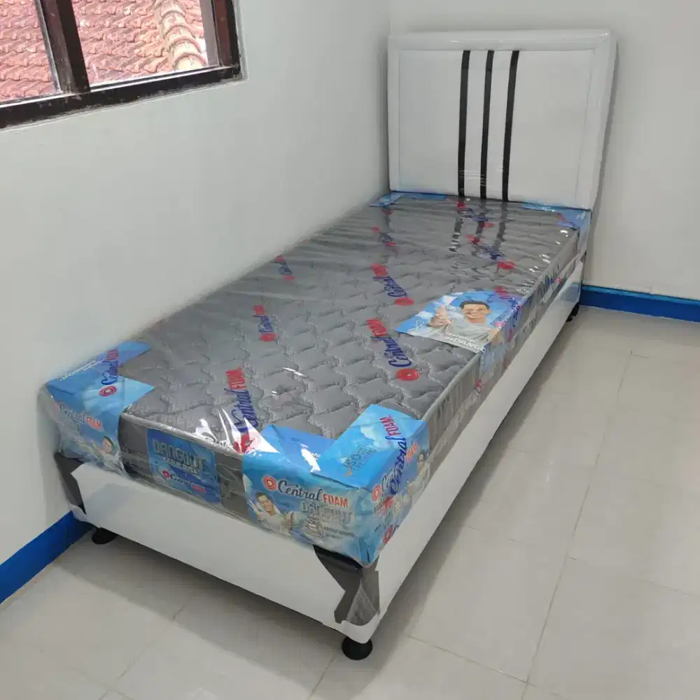 PAKET DIPAN + KASUR BUSA CENTRAL FOAM TEBEL 20 CM