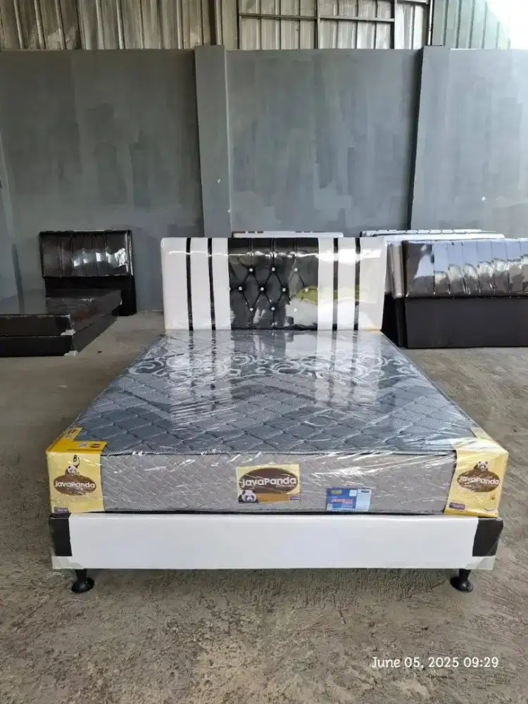PAKET DIPAN + SPRING BED PANDA UK 160 X 200 CM