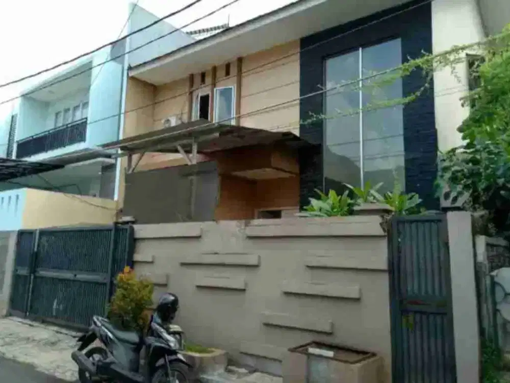 RUMAH MEWAH DI CIPINANG INDAH
