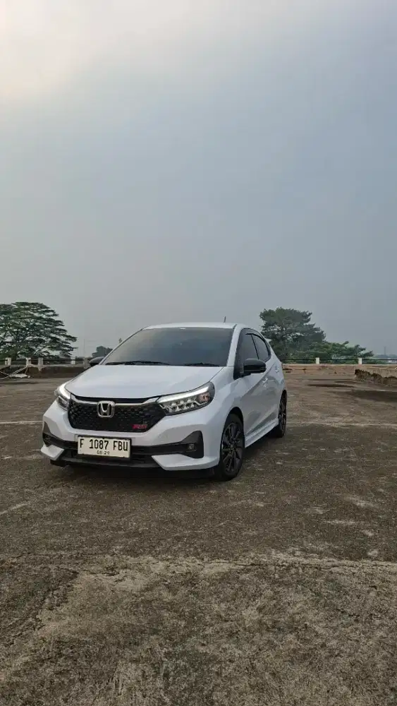 Honda Brio RS 2024 km 14.000 Bogor