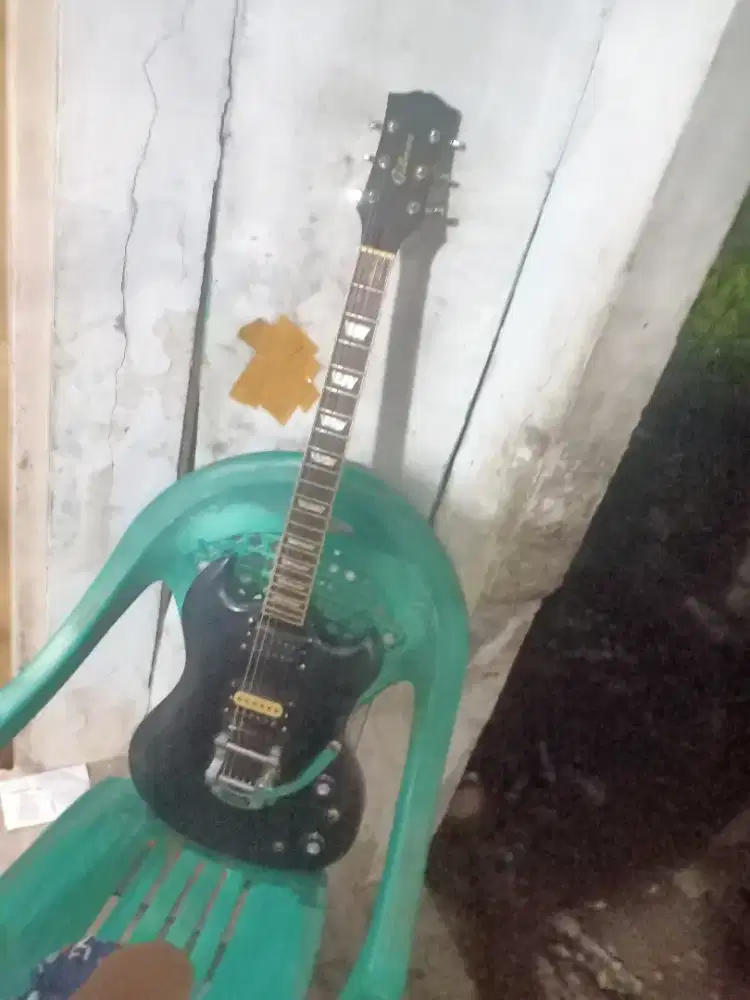 Gitar Listrik Bekas