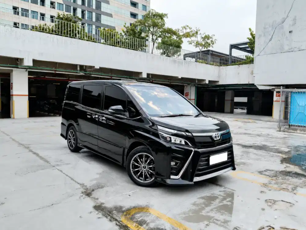 [ Pemilik Langsung ] Toyota Voxy 2017 Sangat Terawat