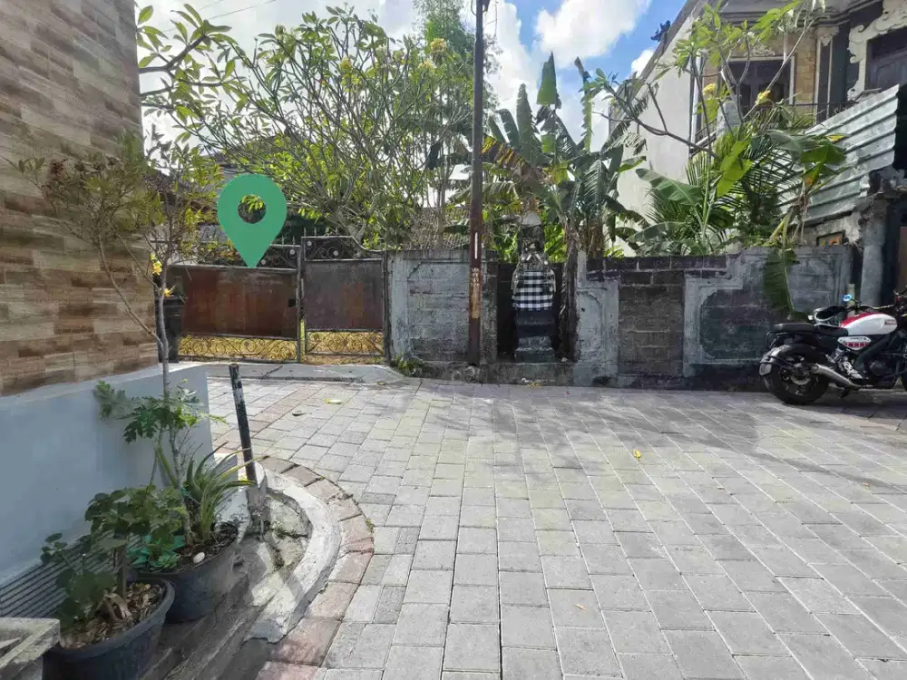 Tanah Komersial 500 m² Kerobokan, Bonus Bangunan Lama