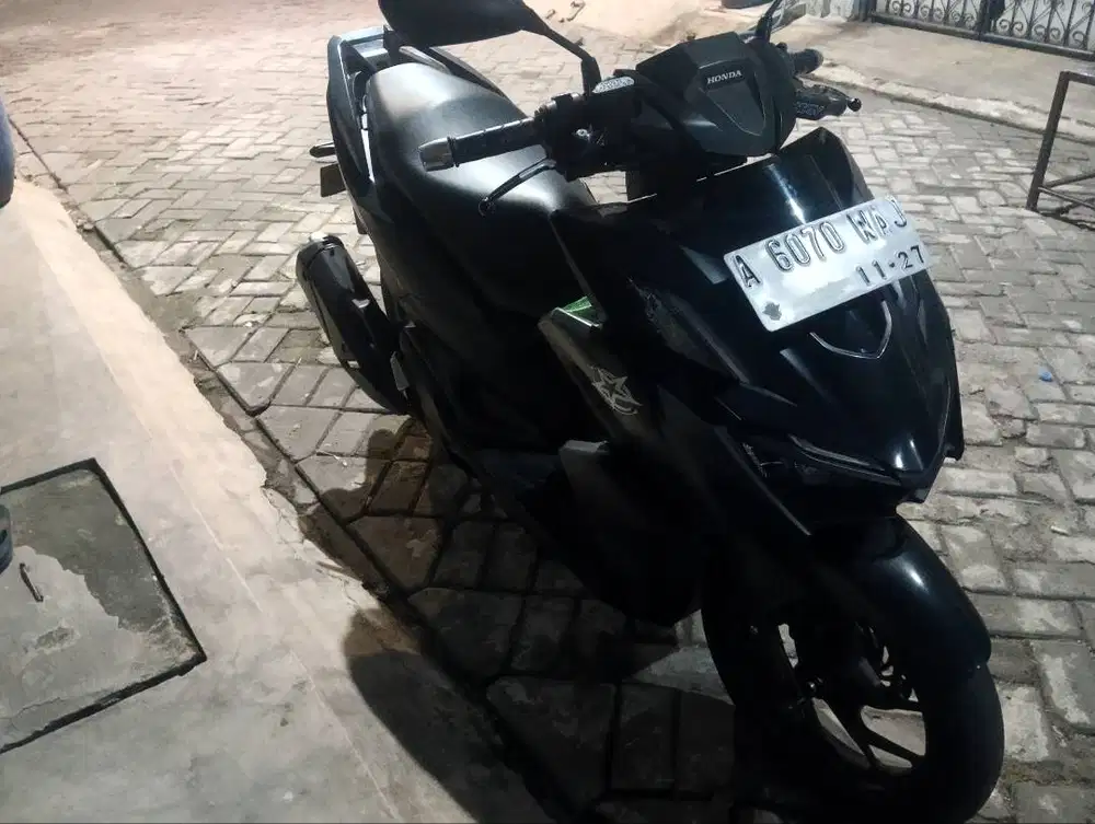 Vario 160 cbs iss tahun 2022