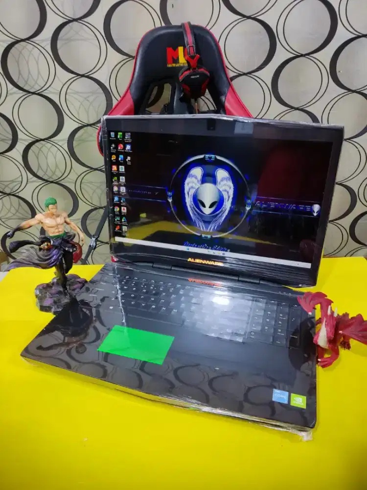 [RGB] Monster Gaming Alienware 17 Core i7 Ram 16Gb/Ssd+hdd Gtx!!
