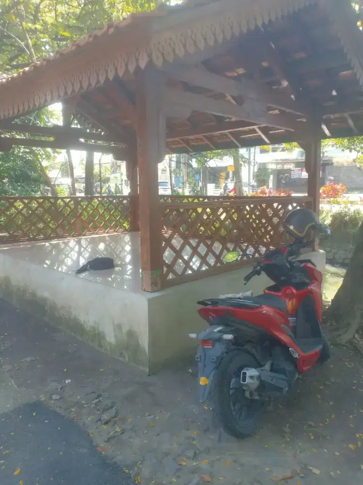 Jasa antar jemput naik motor