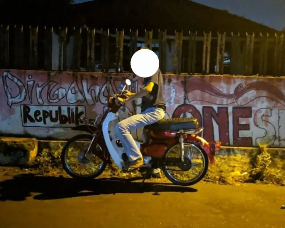 Honda c70 tahun 1979