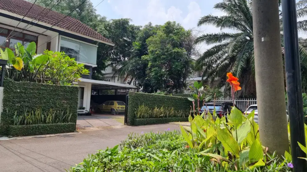 Rumah Sinabung Jakarta Selatan