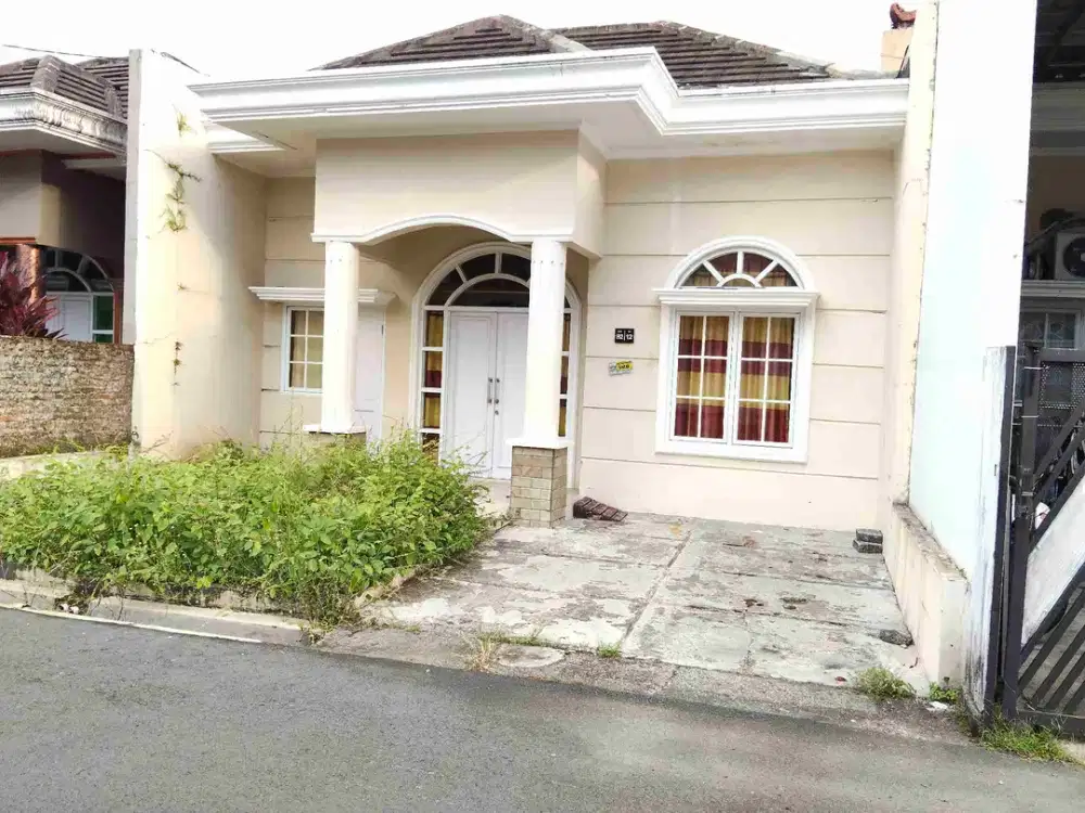 Rumah perum Griya Satria Pesona Sumampir dekat kampus Unsoed Purwokerto