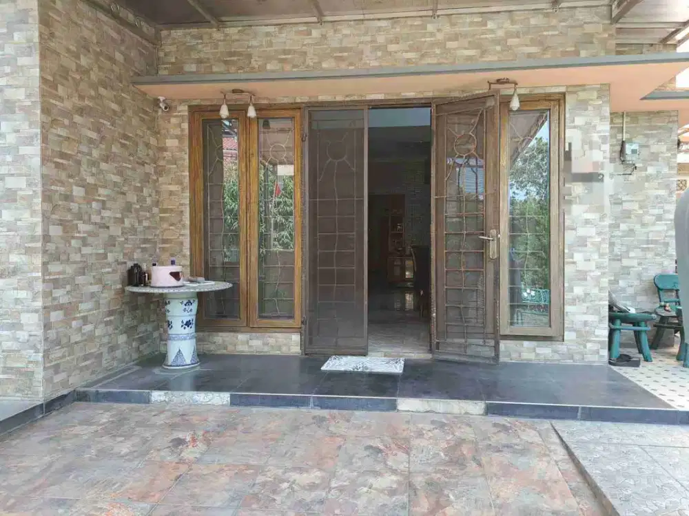 rumah mewah di bulevar harapan indah bekasi
