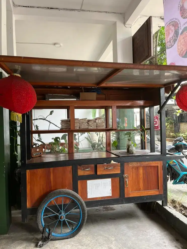 Gerobak/rombong jualan