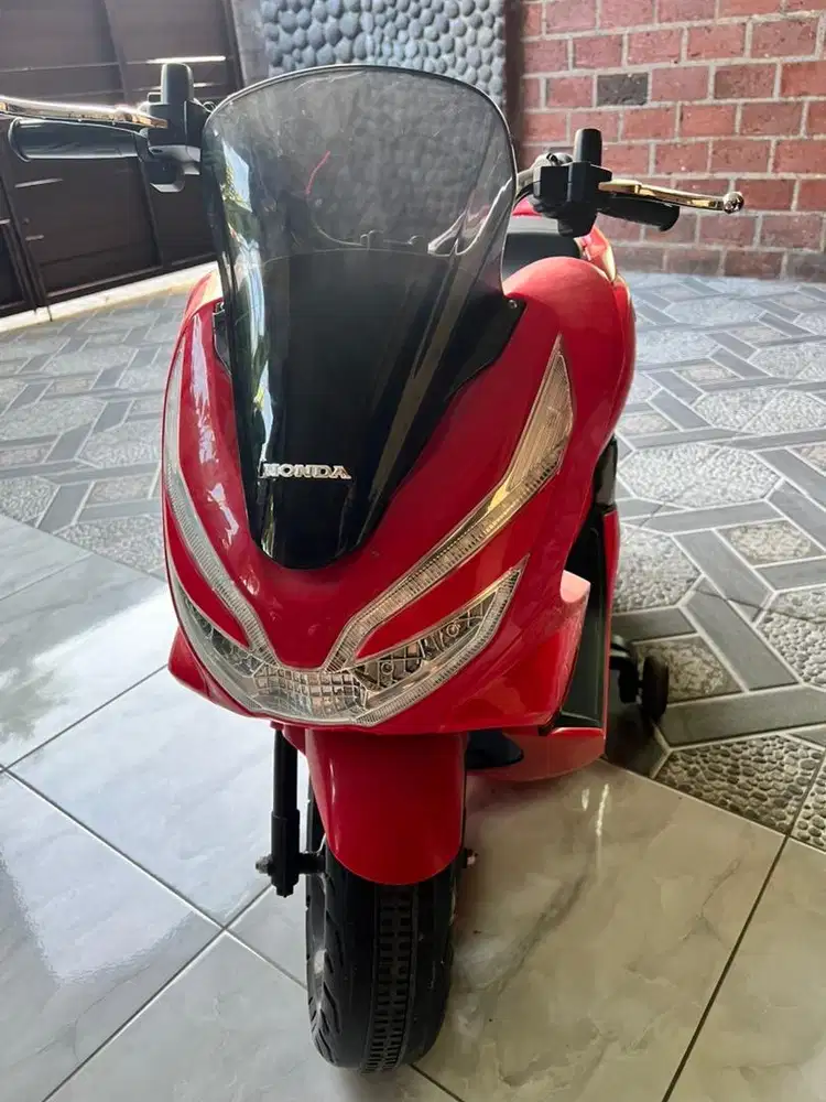 Motor PCX anak + charger