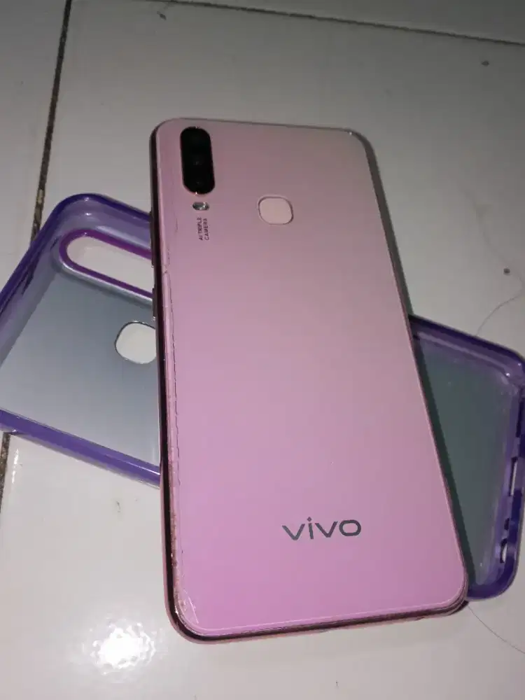 Jual hp Vivo y17 ram 8/258