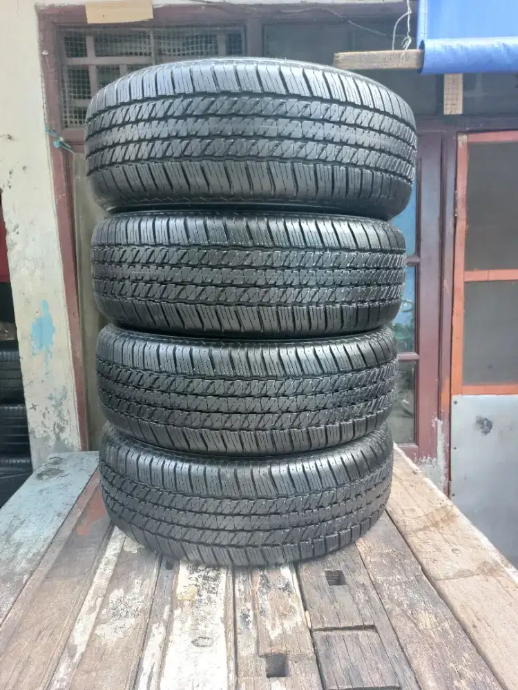 Jual ban bridgestone ukuran 265 60 18 copotan baru nik 2025
