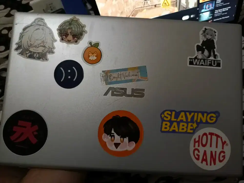 Asus vivobook 14