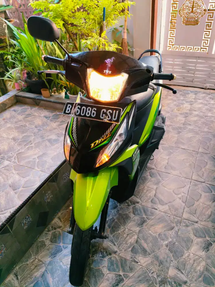 Motor matic second Tvs dazz