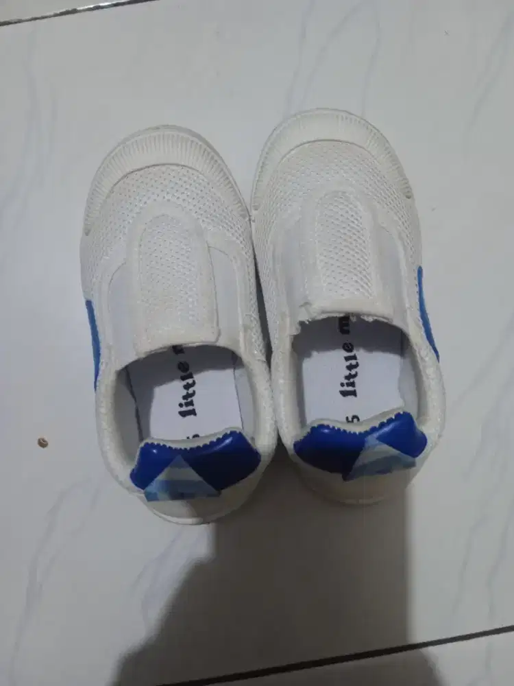 Sepatu anak merk Little M