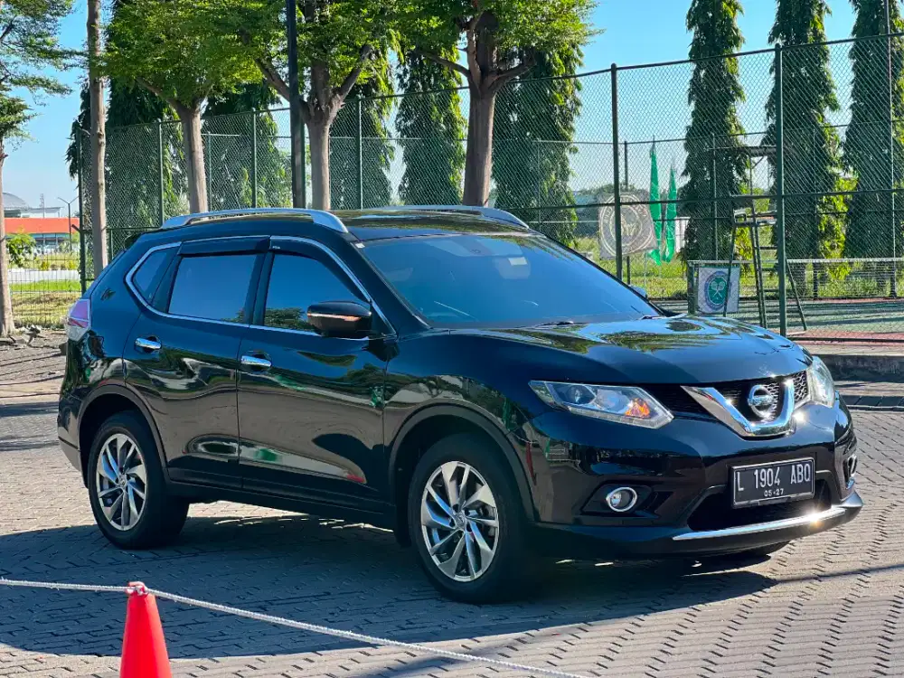LowKM!! Xtrail 2017 Tipe 2.5 CVT Hitam